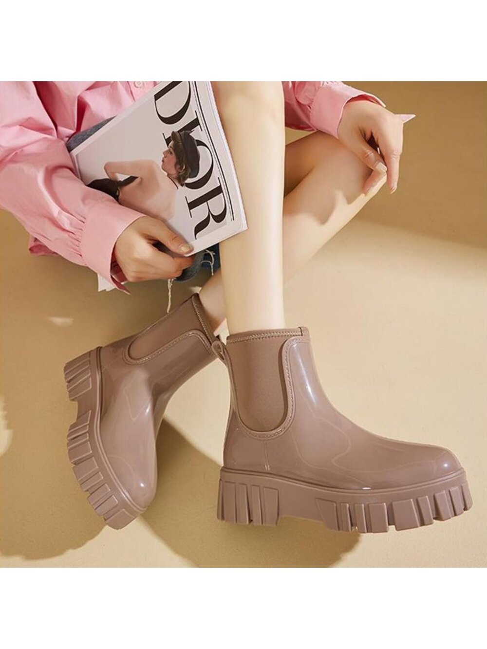 Women's Brown Comfortable Platform Rubber Chelsea Ankle Garden Short Rain Boots - Picture 3 of 5